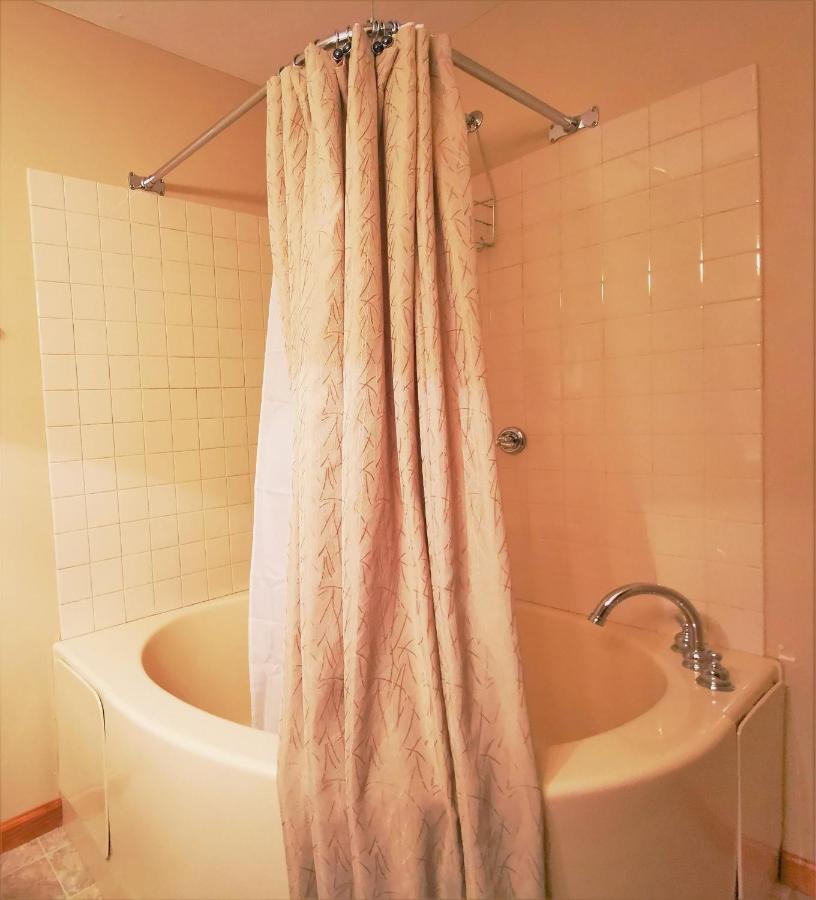 Gorgeous House For Ski Retreat Or Mountain Vacations スノーシュー エクステリア 写真
